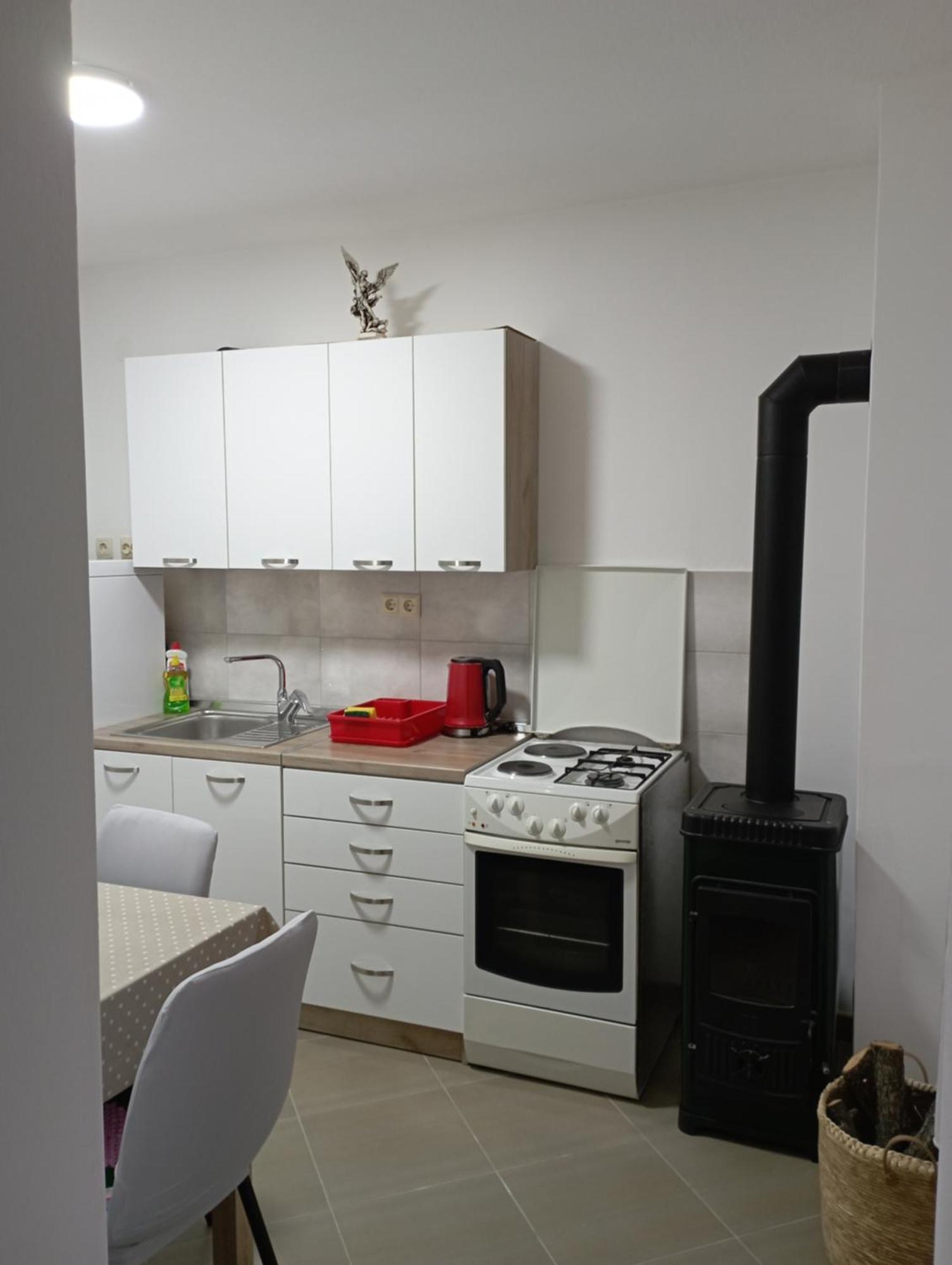 Luce Διαμέρισμα Kijevo Εξωτερικό φωτογραφία