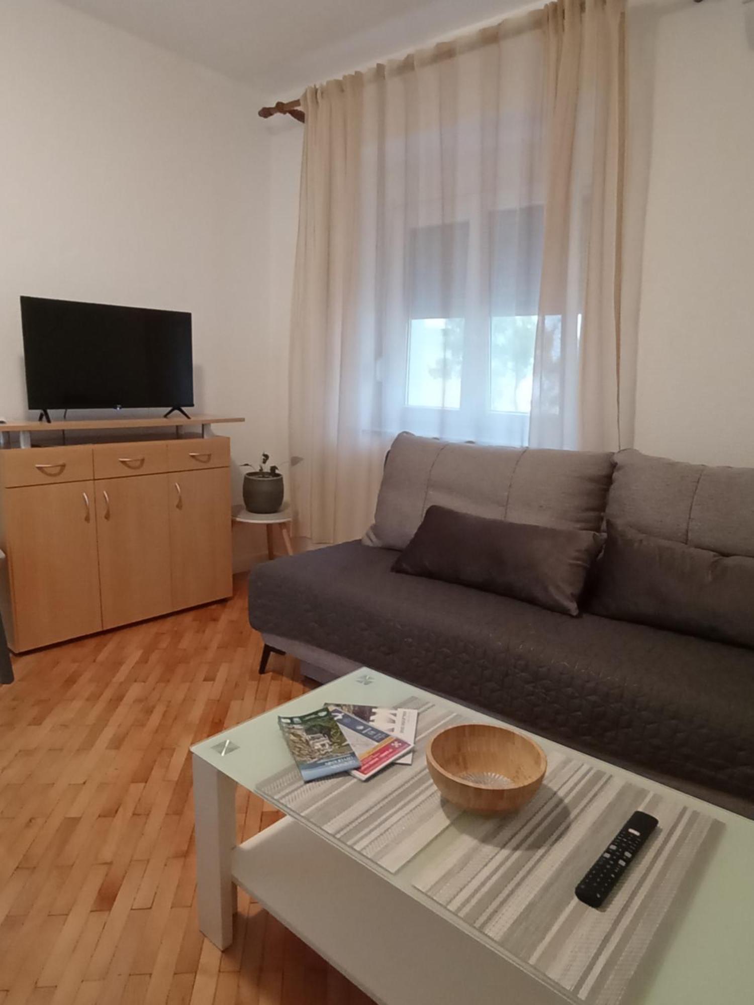 Luce Διαμέρισμα Kijevo Εξωτερικό φωτογραφία