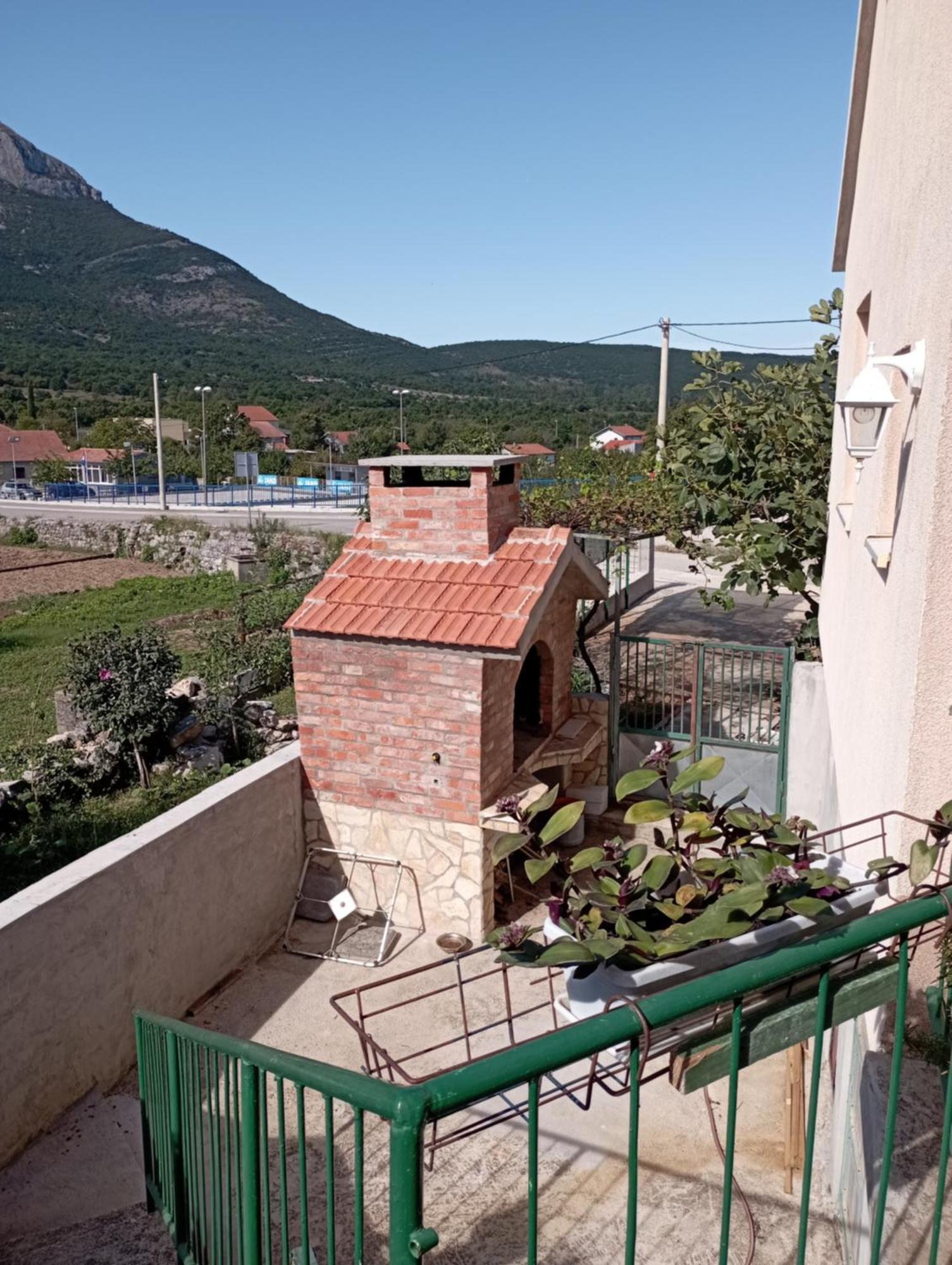 Luce Διαμέρισμα Kijevo Εξωτερικό φωτογραφία