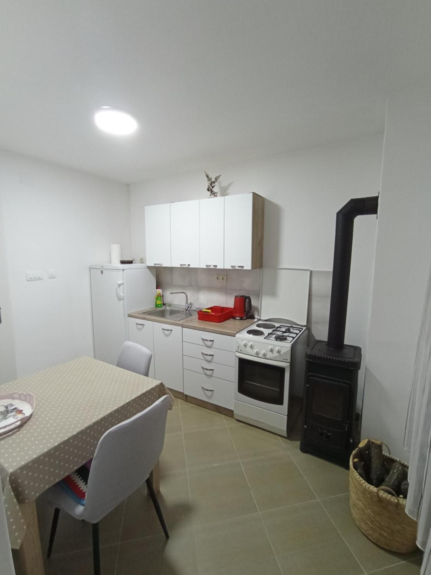 Luce Διαμέρισμα Kijevo Εξωτερικό φωτογραφία